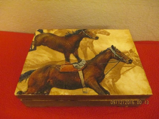 Decoupage