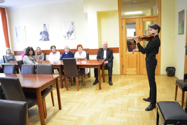 Być kobietą...